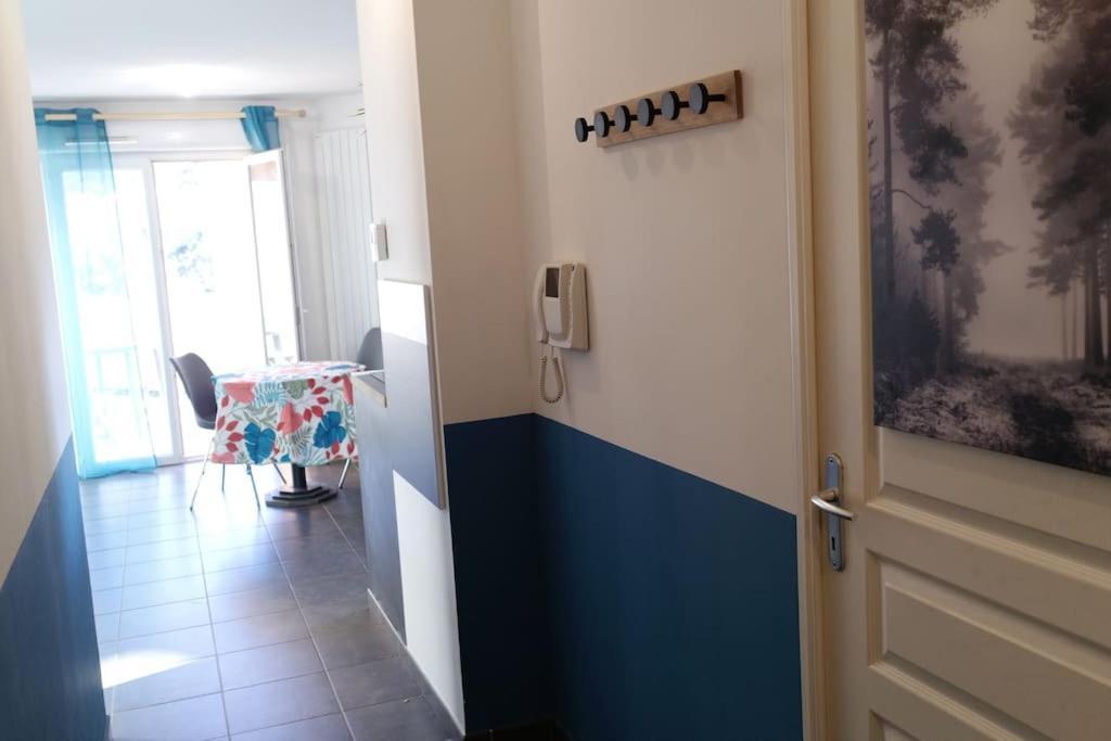 Marguerite-Gap Centre Apartment Bagian luar foto