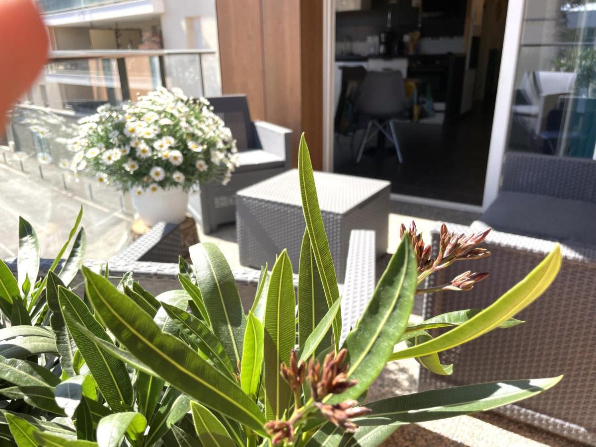 Marguerite-Gap Centre Apartment Bagian luar foto