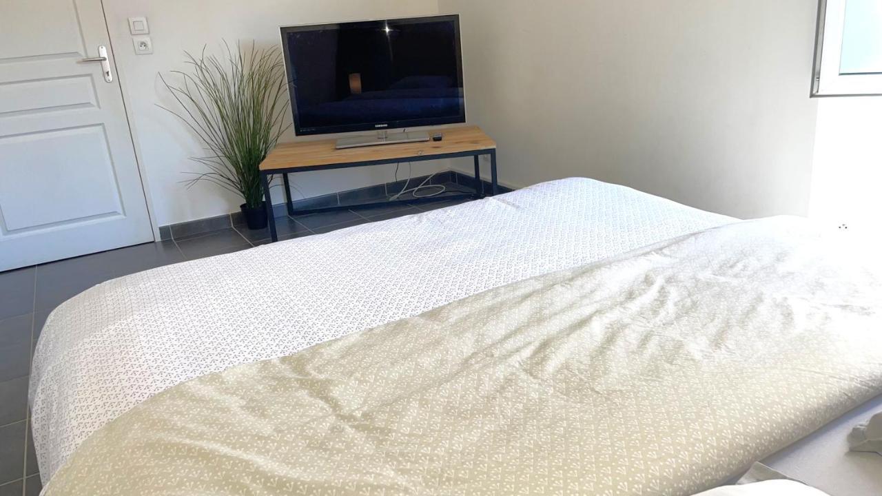 Marguerite-Gap Centre Apartment Bagian luar foto